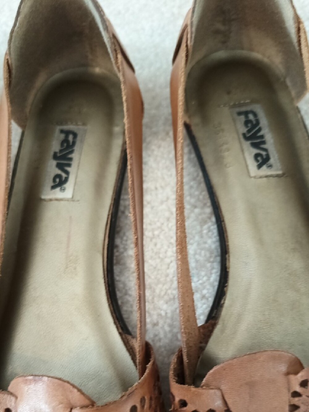 Set of 2 - AmerEagle 8 Tan  Loafers w/ Gold  & FAYVA Chestnut Leather Flats 8.5 - Picture 9 of 12